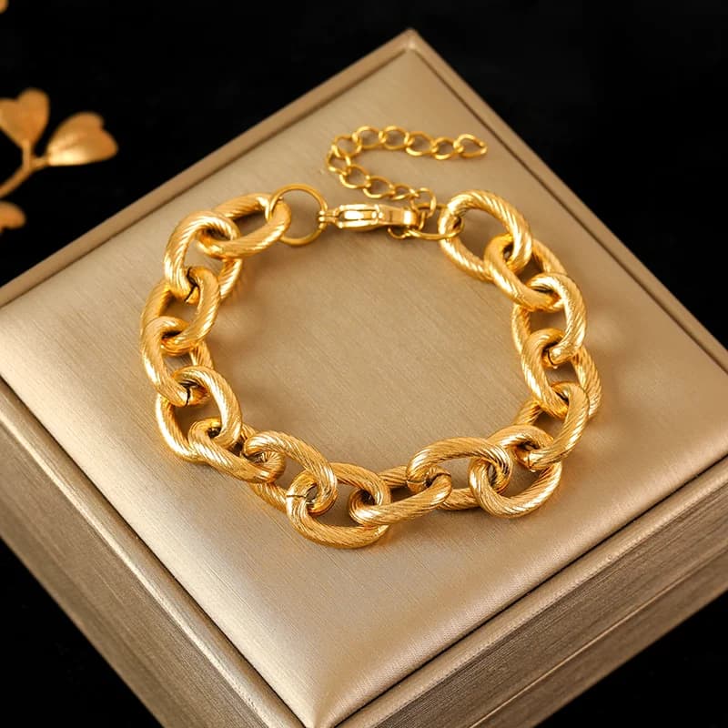 Debeli geometrijski lančani bangle, pozlaćen